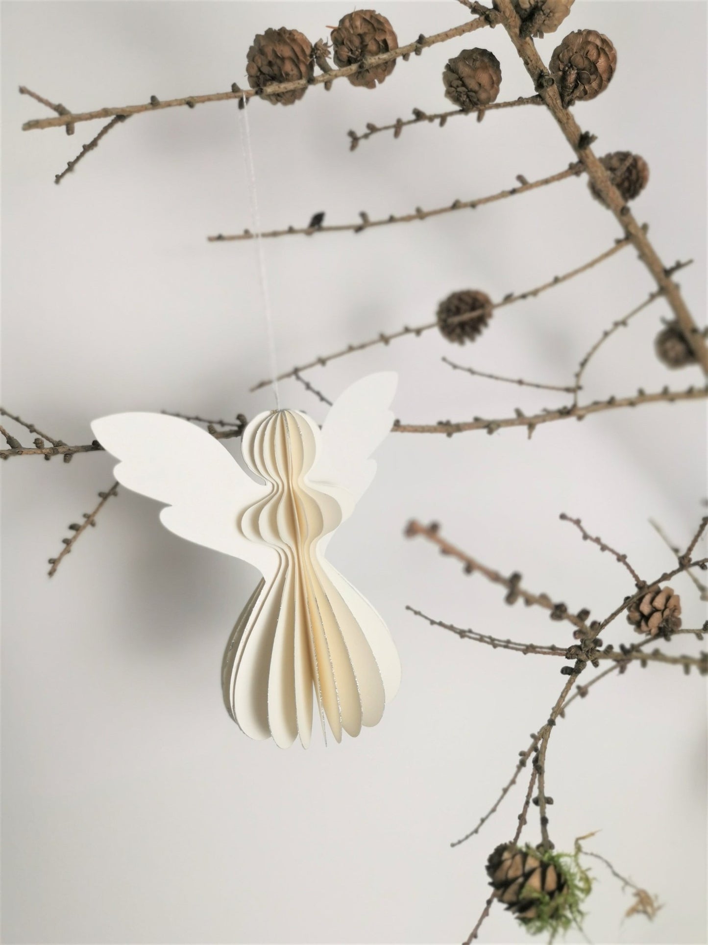 Papierengel weiß mit Glitzer Silber - kleinstadtleben concept store
