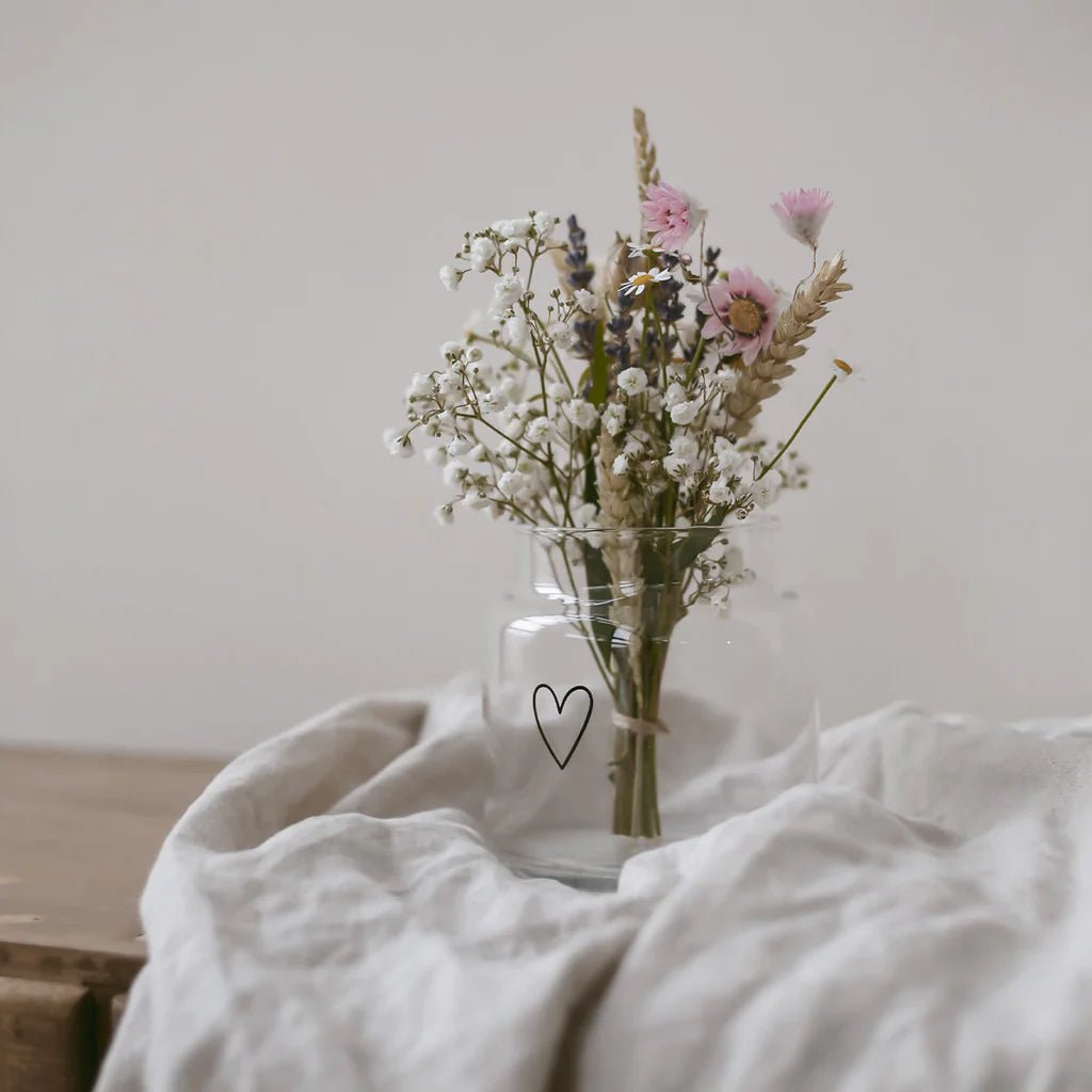 Vase aus Glas mittel Herz - kleinstadtleben concept store